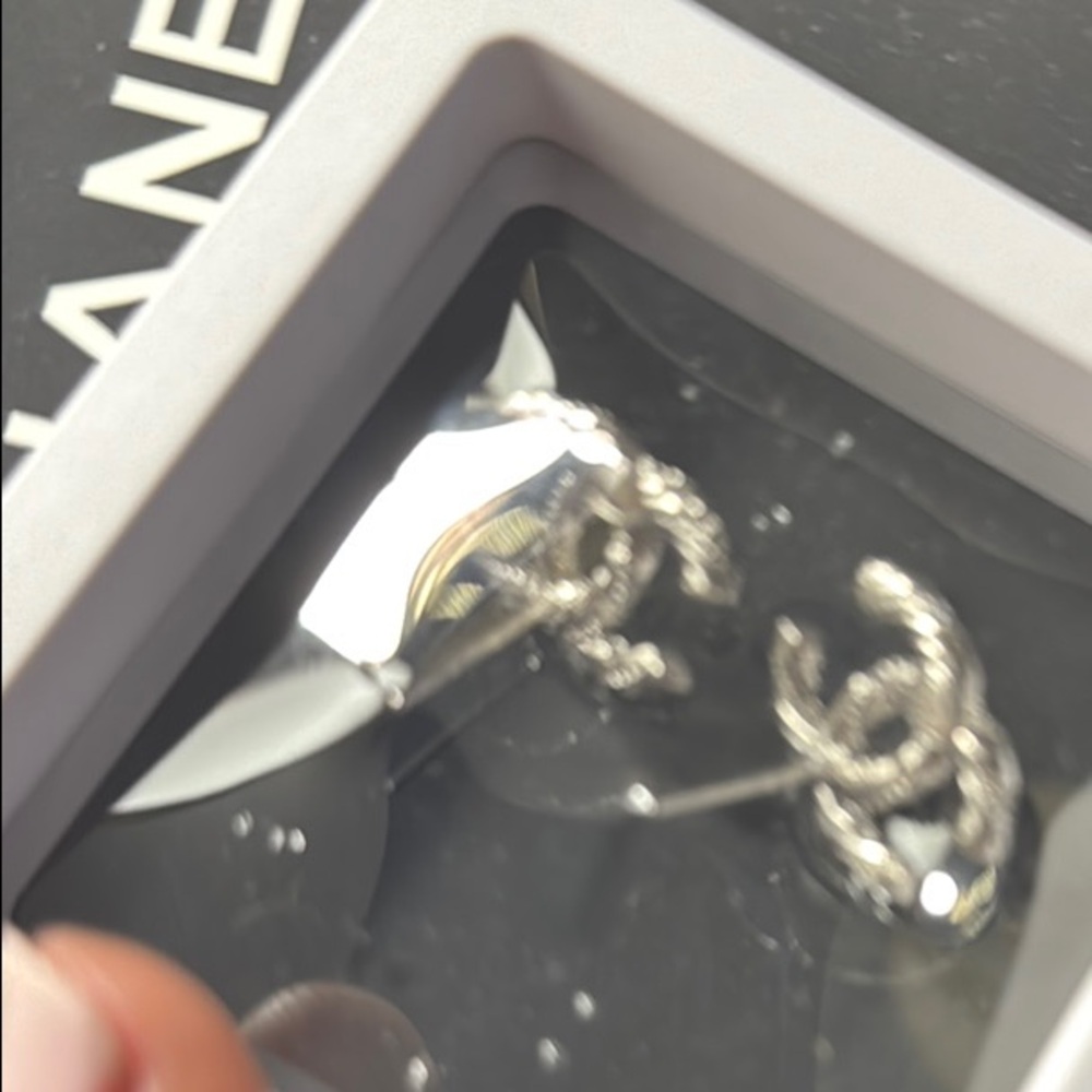 Chanel Silver Interlocking Cc Logo Earrings - image 4